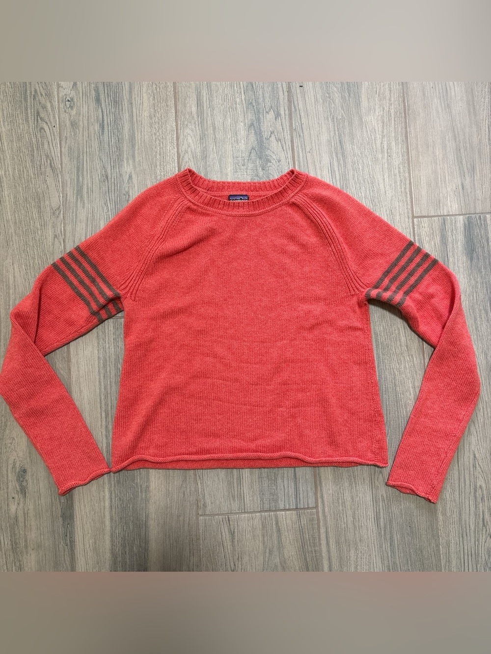 Patagonia Lambswool Coral Knit Sweater with Striped Sleeve Detail Size Small